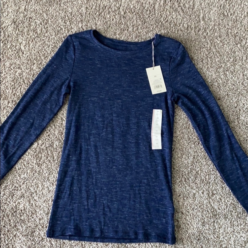 A very cute soft thin long sleeve
